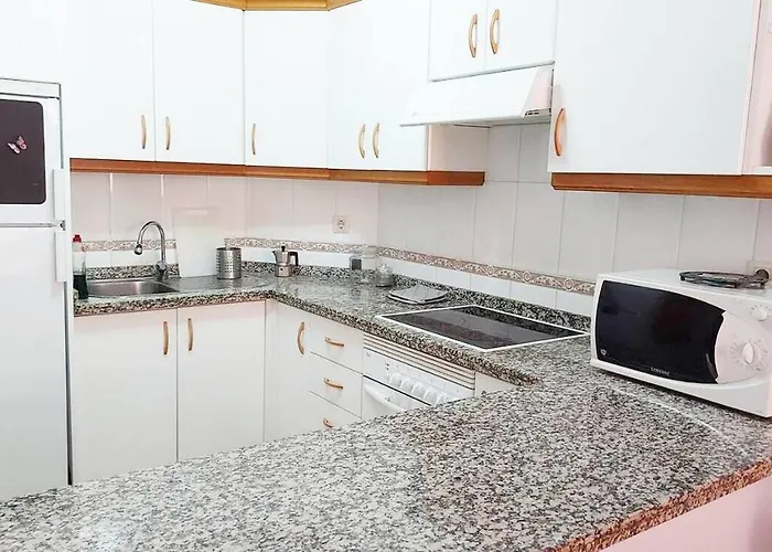 Modern And Centric With Air Conditioning - By Tenerifehints * El Médano