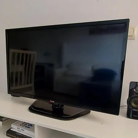 Modern And Centric With Air Conditioning - By Tenerifehints エル・メダノ