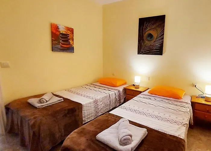 Modern And Centric With Air Conditioning - By Tenerifehints