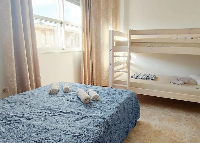 Modern And Centric With Air Conditioning - By Tenerifehints * 엘메다노